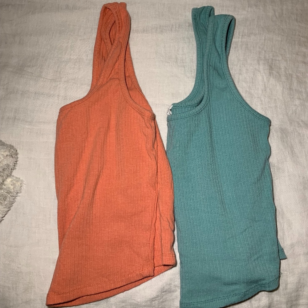2 Tillys tank tops, teal & pink